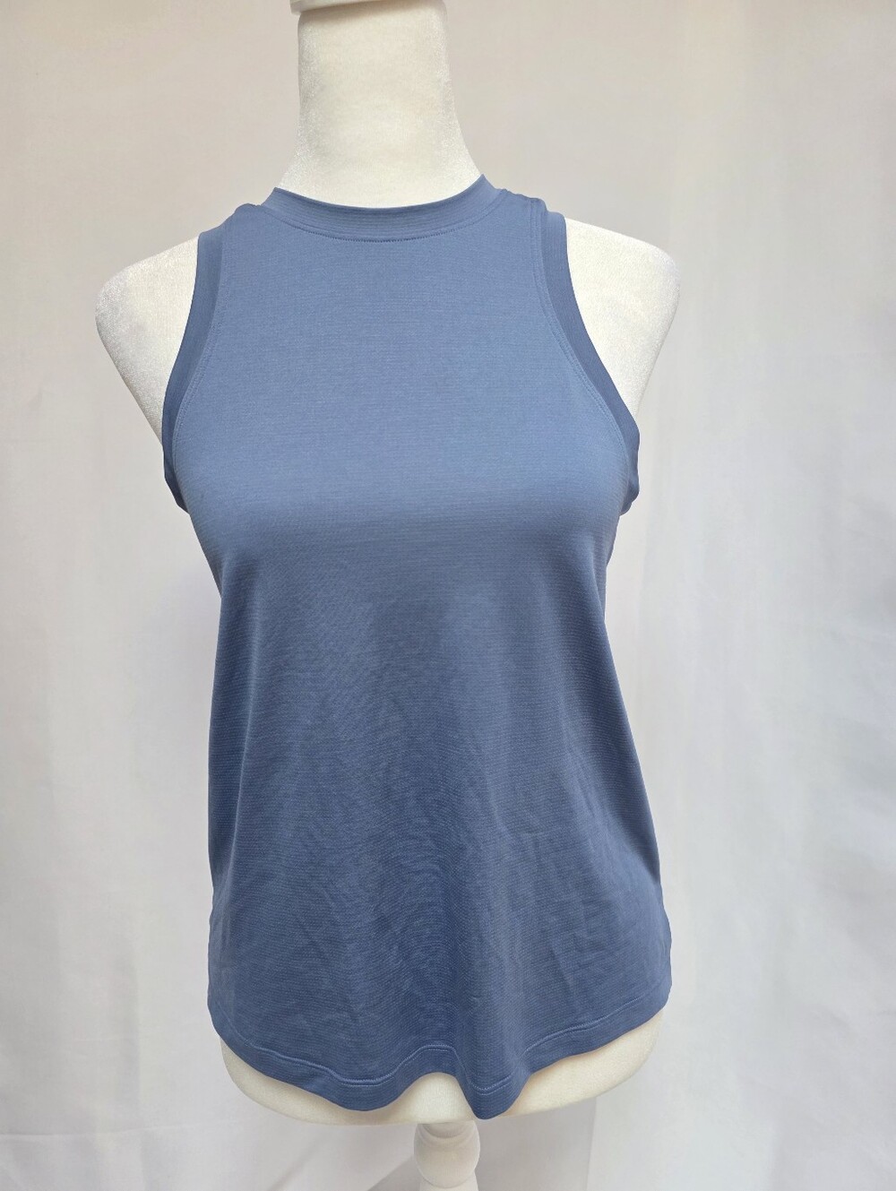 Lululemon Blue High Neck Racerback Tank Top Size 4 Athletic Workout